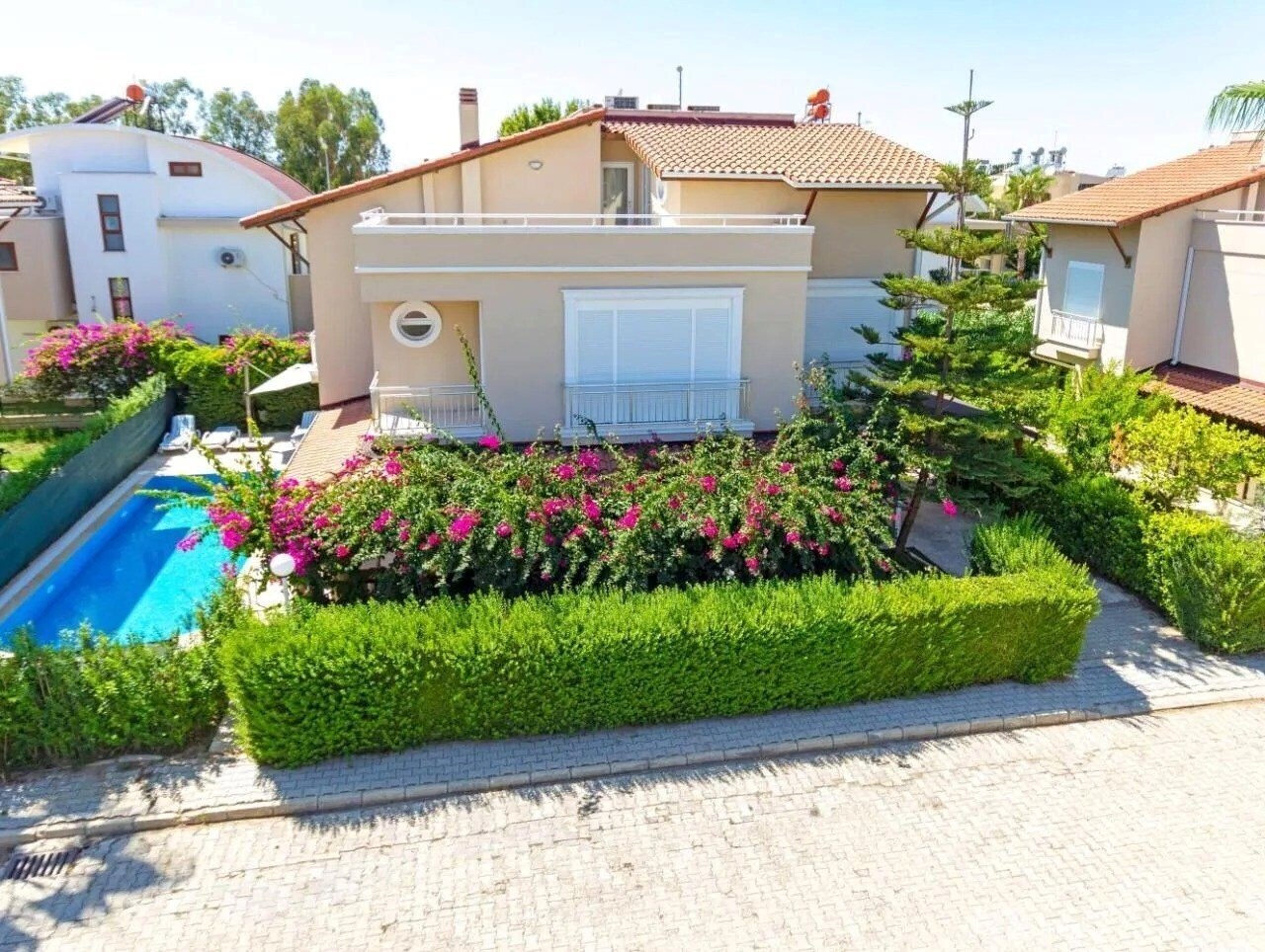 Картинка Paradise Town Villa Hadrian 3*